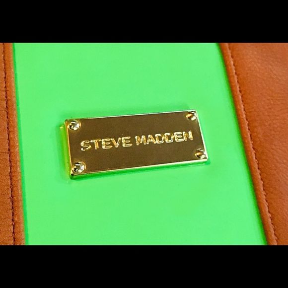 💎 Steve Madden Tablet Case 💎 - Picture 4 of 4
